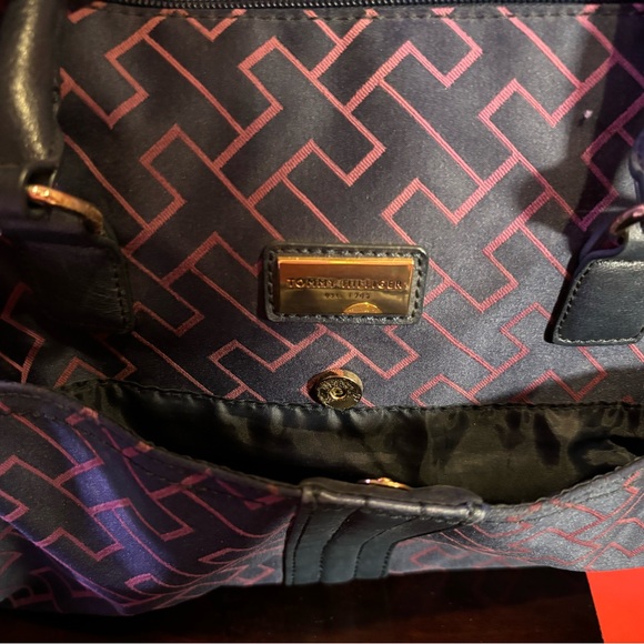 Tommy Hilfiger 'Bowler' Canvas Tote 'Airplane' Bag - Picture 4 of 7